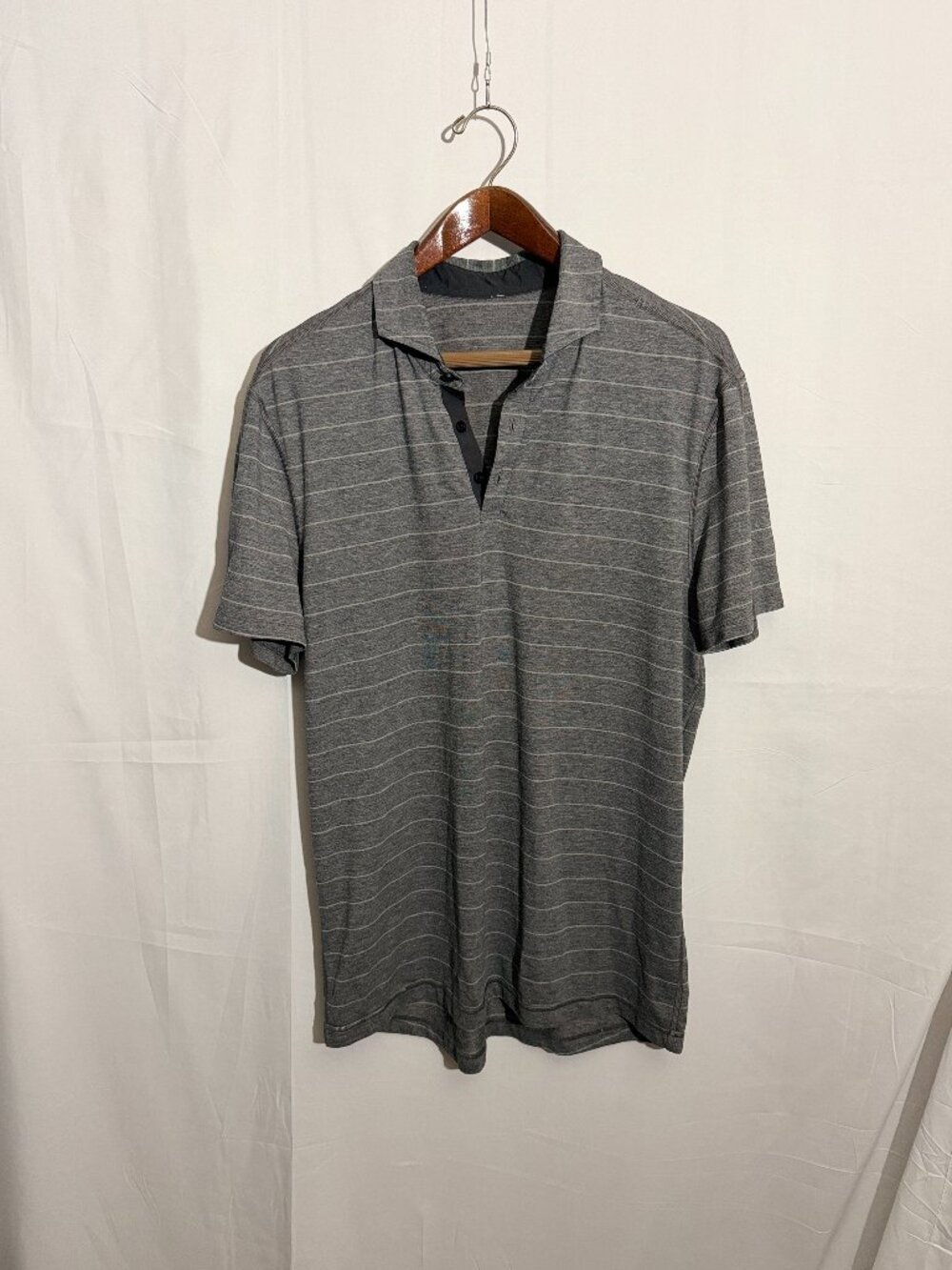 Lululemon Men’s Evolution Polo Gray Striped Golf Shirt Large